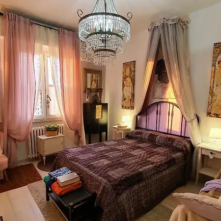 In House.. 3*