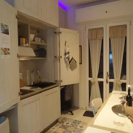 In House.. * פירנצה